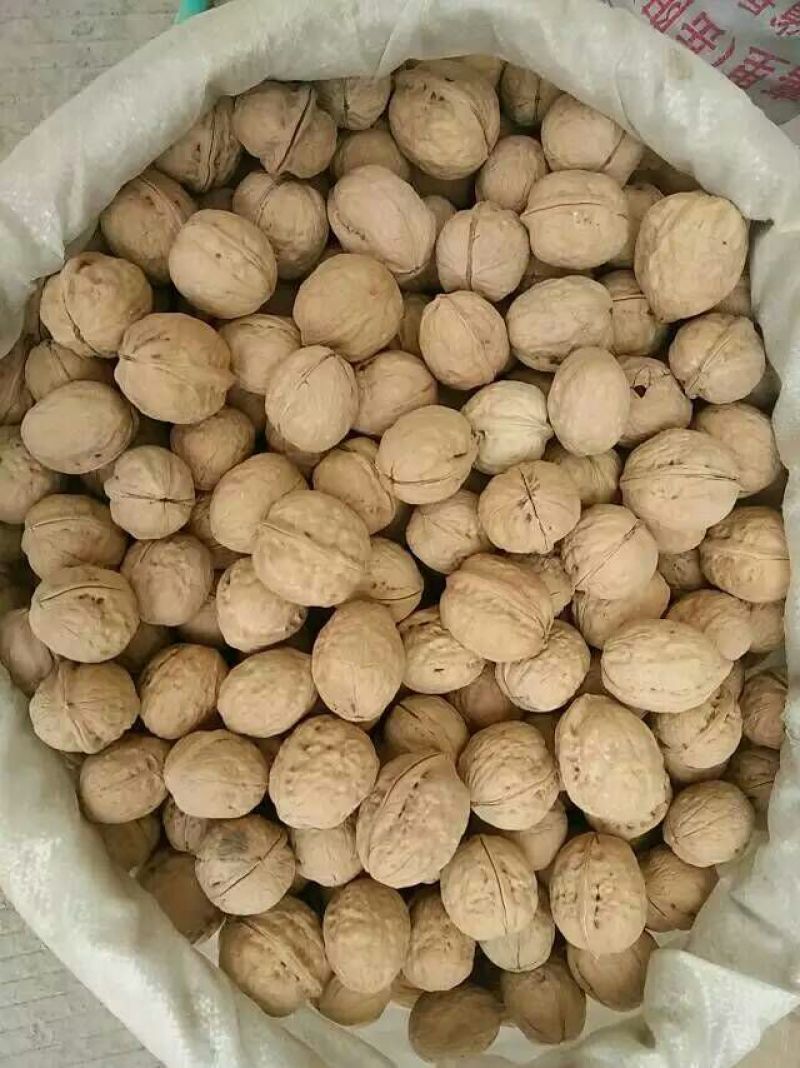 新疆巴旦木散装