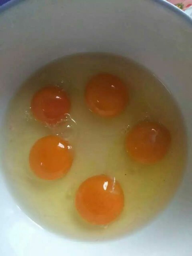 土鸡蛋食用50g以下