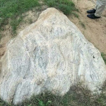 毛石