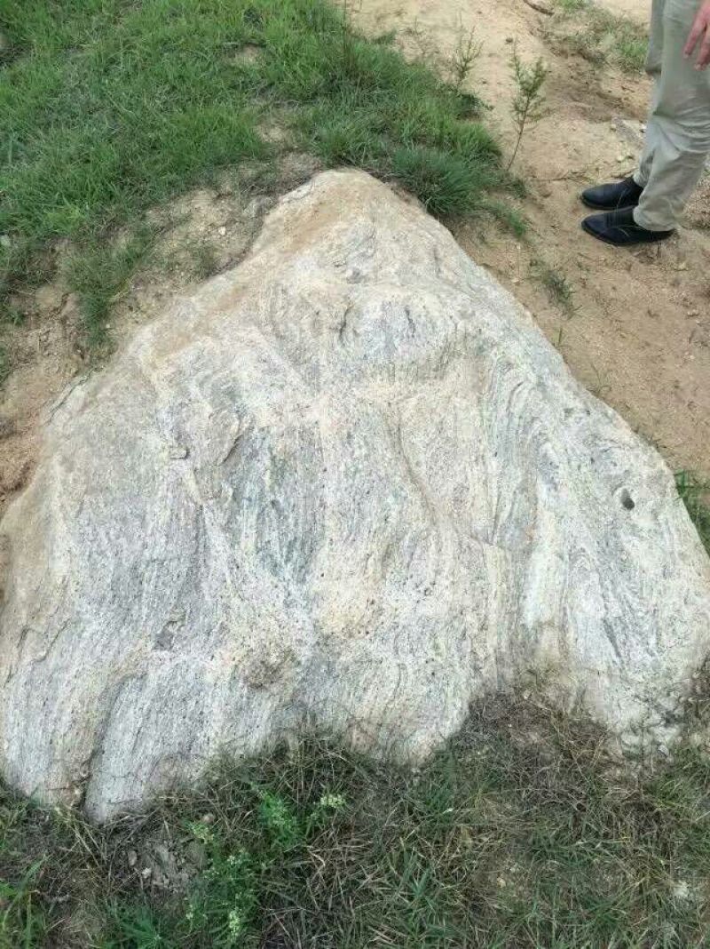 毛石