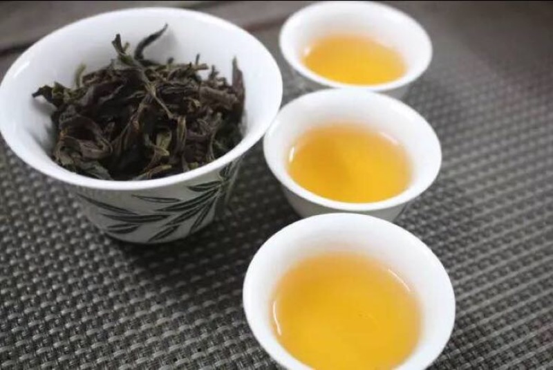 乌龙红茶