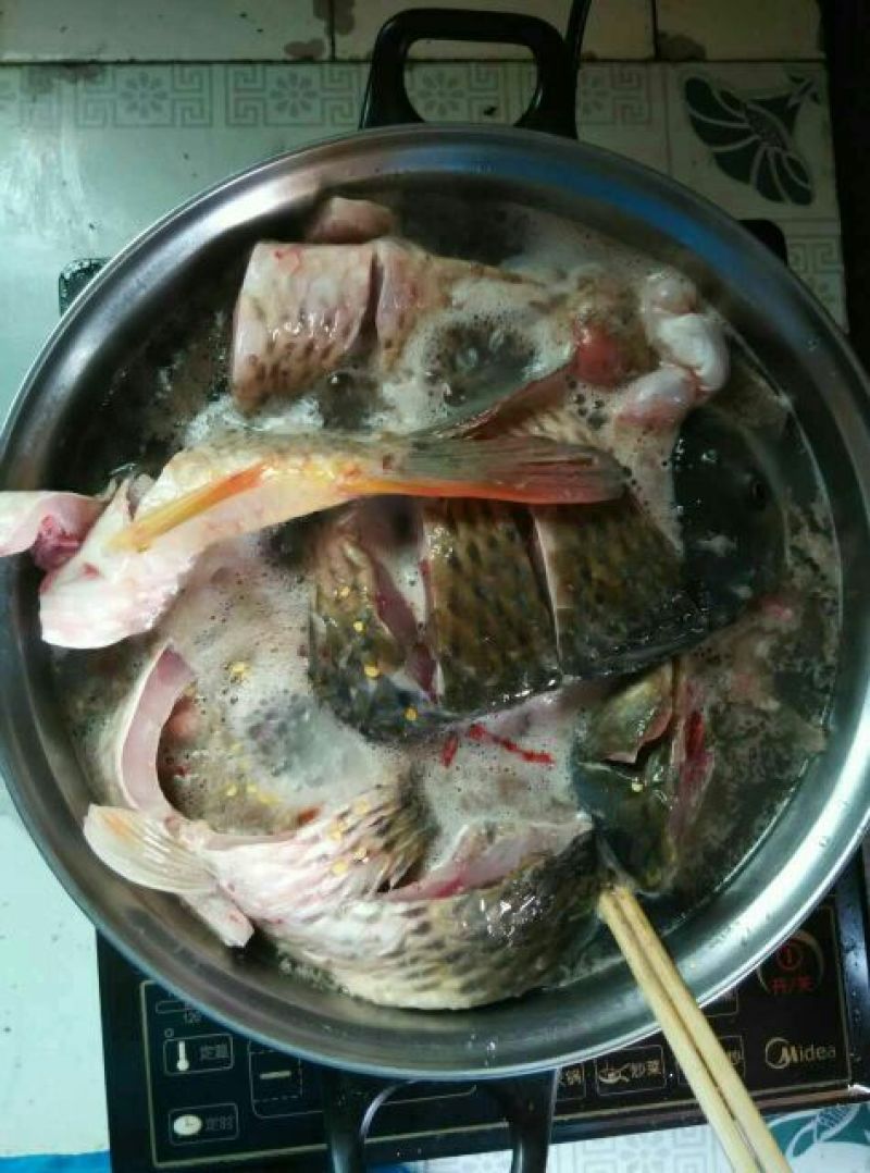 河鲤鱼食用0.5~1公斤