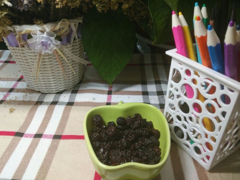 夏黑葡萄干无核一级