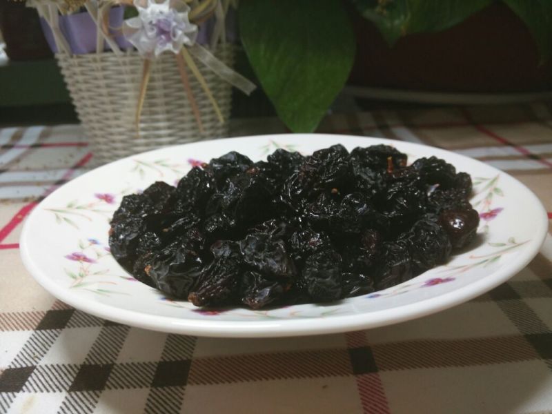 夏黑葡萄干无核一级