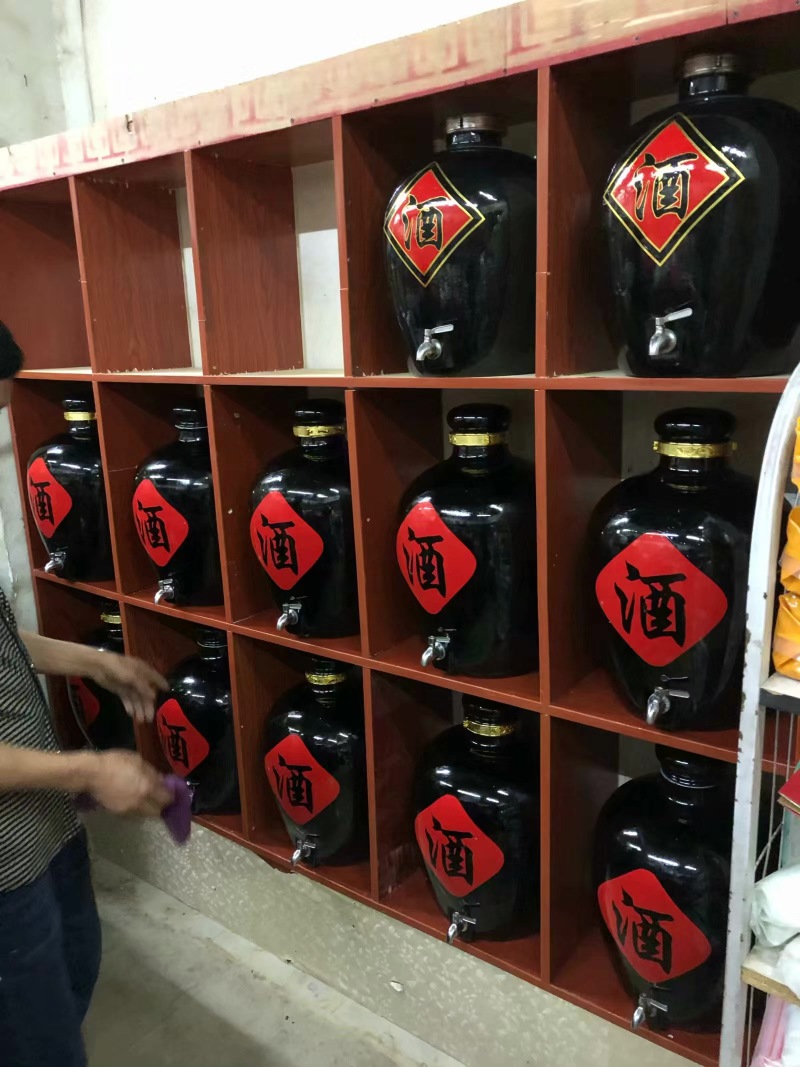 酒大伯批发四川高粱酒厂家直销全国发货