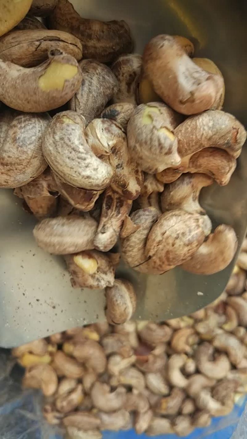 【当天发货】【A180超大颗粒盐焗带皮腰果】500g包装