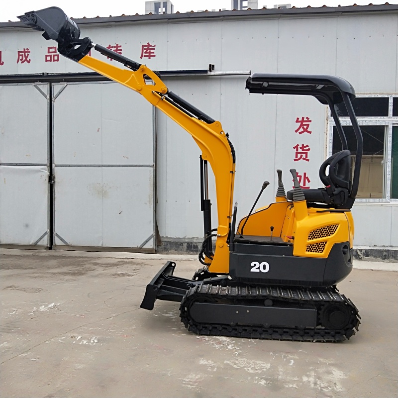 17小型履带挖掘机果园工程专用履带挖掘机挖沟机