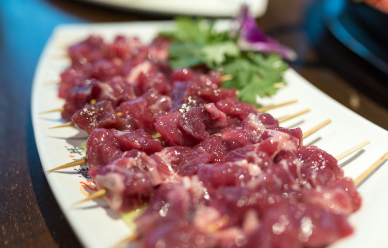 纯牛肉串新鲜冷冻烧烤专用牛肉串1包25串1件10包