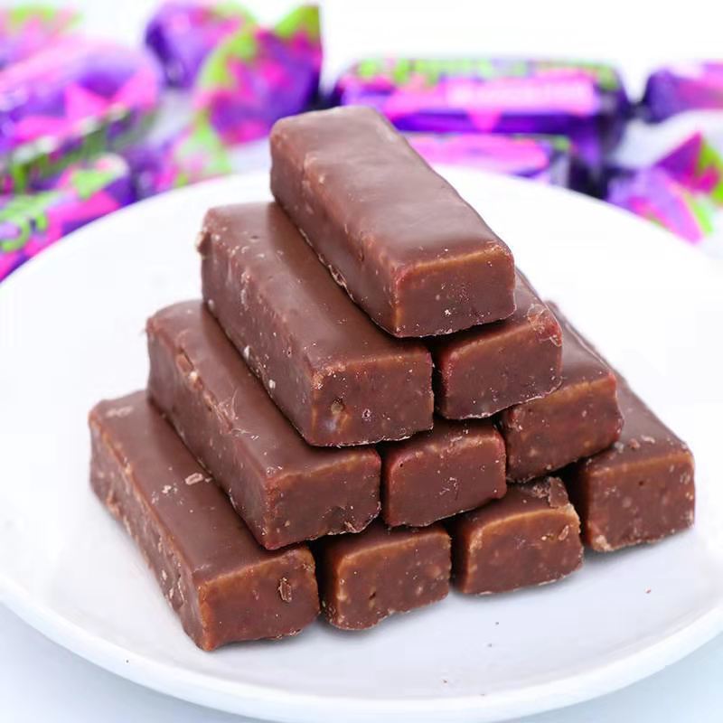 紫皮糖休闲零食婚庆喜糖糖果巧克力夹心糖果批发
