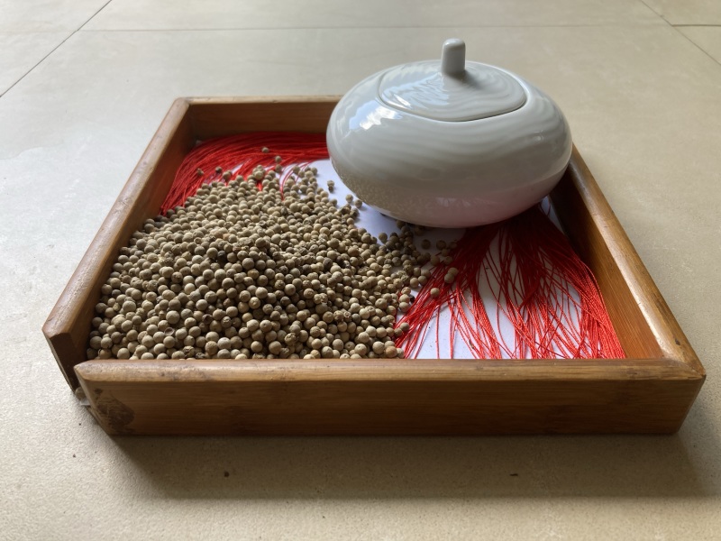 白胡椒粒特级白胡椒子颗粒可打散粉调料水洗白椒海南特产足干