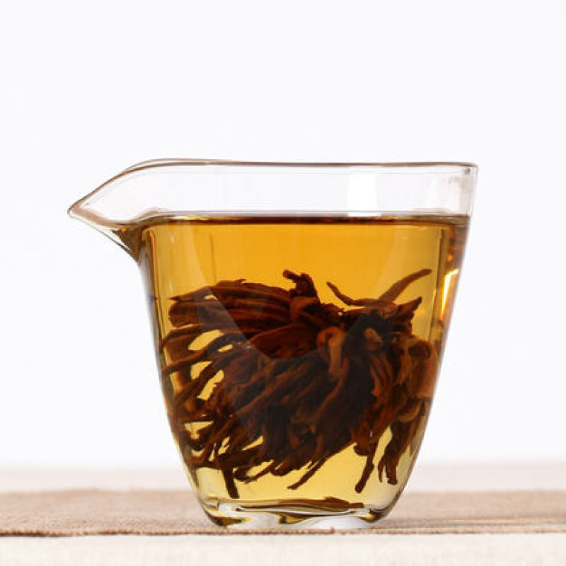 手工茶功夫茶凤庆滇红茶叶红塔宝塔形金芽金丝红