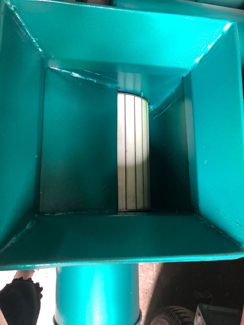 大型薯类莲藕打粉机红薯粉碎渣浆分离机2吨磨粉机厂家
