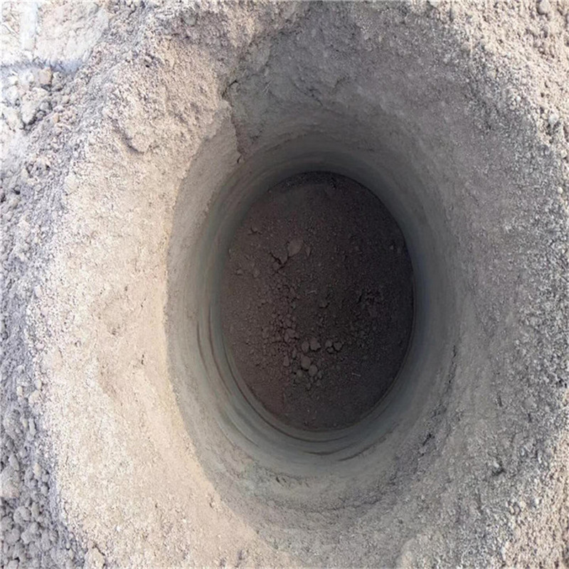 硬土质层钻眼机拖拉机地钻机冻土挖坑机小型车载挖坑机