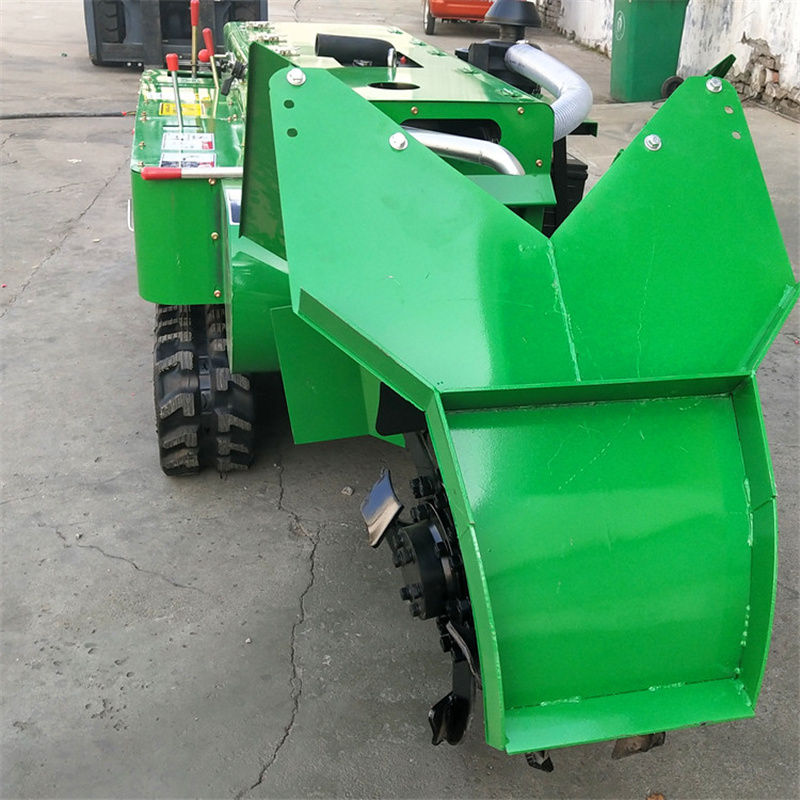 适用于葡萄果树核桃作物的开沟施肥机多功能履带式开沟施