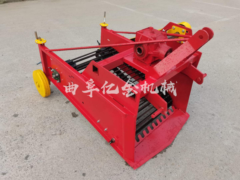 板蓝根收获机四轮车悬挂魔芋收获机深度挖掘洋芋红薯收获机