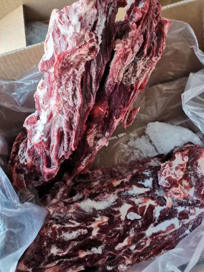 国产满肉牛脖骨。可根据客户要求定制，一亩田**