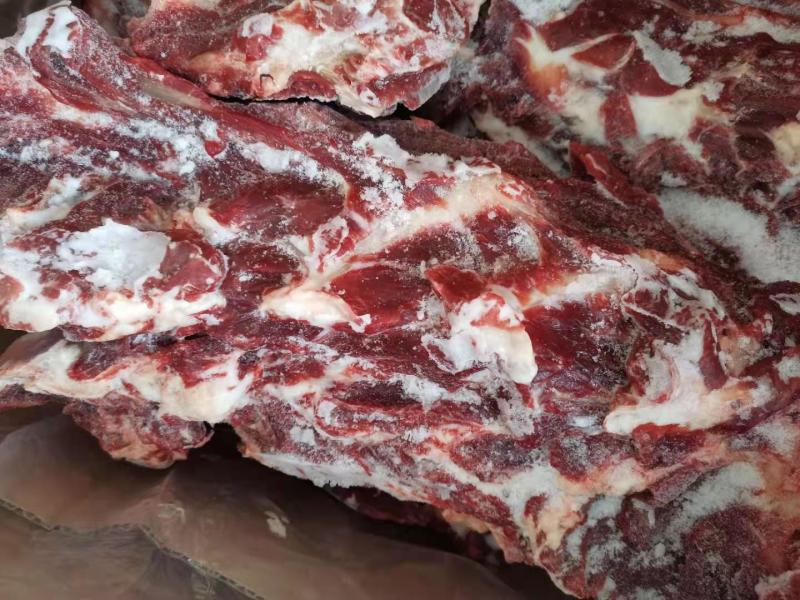 国产满肉牛脖骨。可根据客户要求定制，一亩田**