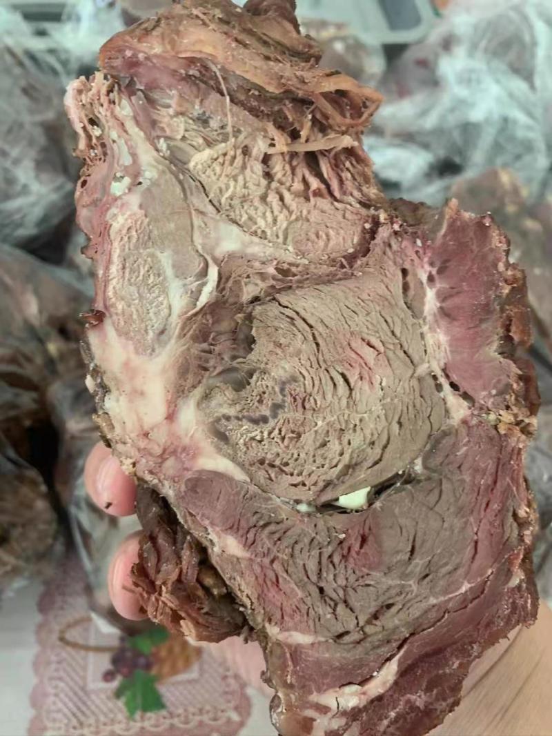 全熟酱牛肉。可根据客户要求定制大小包装，一亩田**