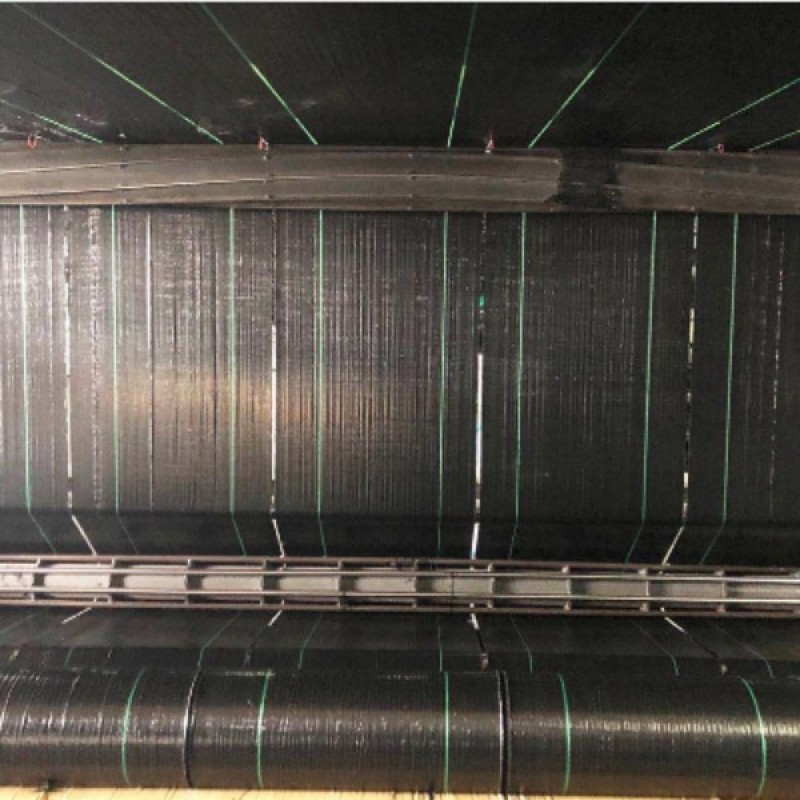 pe除草布价格1.5米宽除草布厂家送地钉