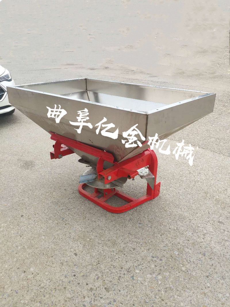 牧草抛撒机颗粒化肥撒肥机电动撒化肥机撒布机融雪盐撒扬机