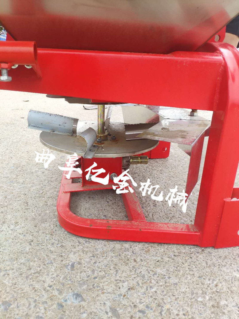 牧草抛撒机颗粒化肥撒肥机电动撒化肥机撒布机融雪盐撒扬机