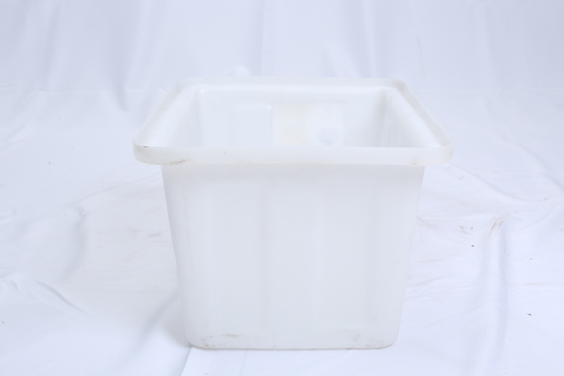 五金电子塑料箱-水产纺织业90L方形箱低密度PE料