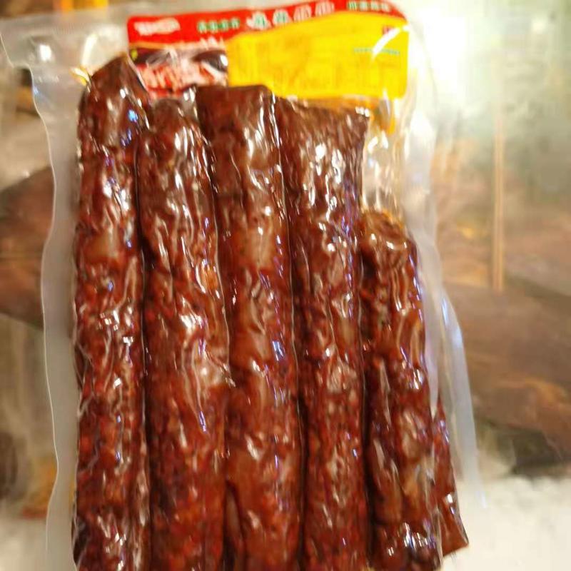 香肠麻辣腊肠产地直销真空包装优质猪肉价格美丽欢迎联系