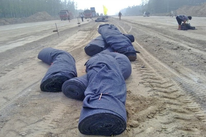 保温被土工布黑色公路养护毛厂家保湿防寒家具包装