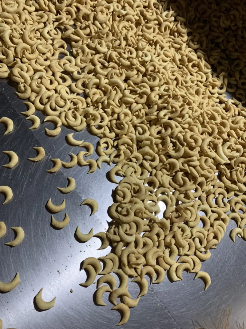 手工山药酥批发生产厂家全国直销跑江湖摆地摊膨化休闲食品