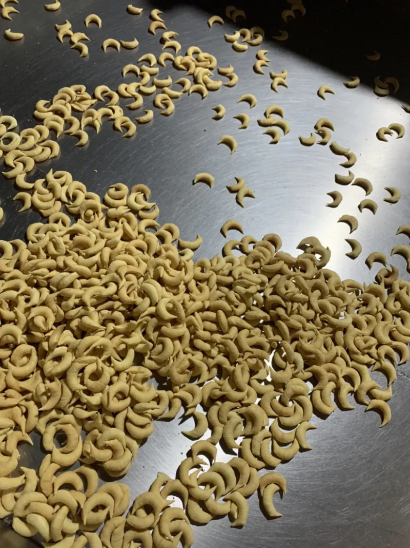 手工山药酥批发生产厂家全国直销跑江湖摆地摊膨化休闲食品