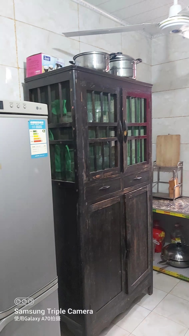 10巴南惠民85㎡农房出租，房子位于水塘旁边