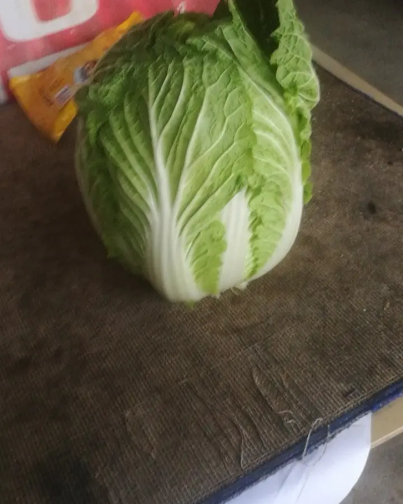 白菜，湖北精品黄心大白菜，现砍现发无虫眼质量保证产地直发