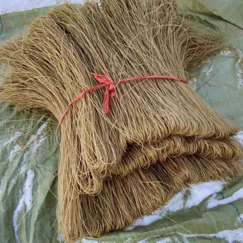 厂家批发红薯粉条，劲道耐煮，爽滑可口，欢迎大家光临！