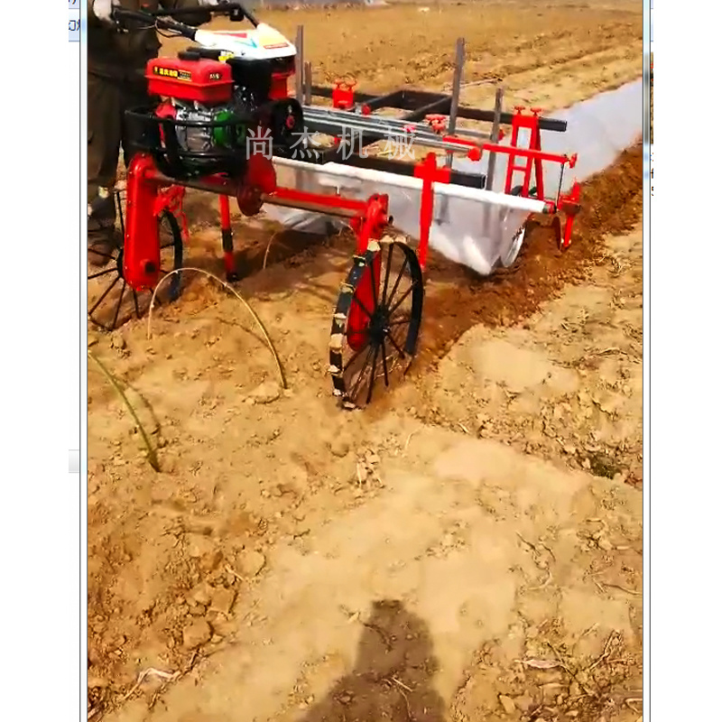 拱棚覆膜机农用微耕机小拱棚铺膜机拖拉机拱形盖膜机覆盖机