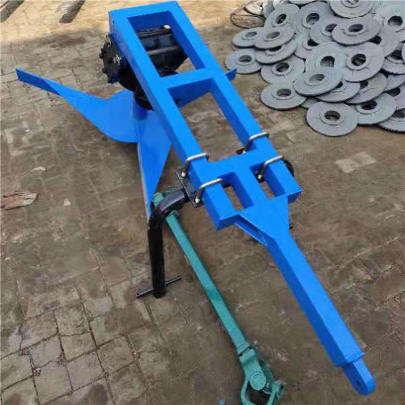 小型农用鸡粪扬粪机发酵牛粪撒粪机猪粪牵引式竖绞龙