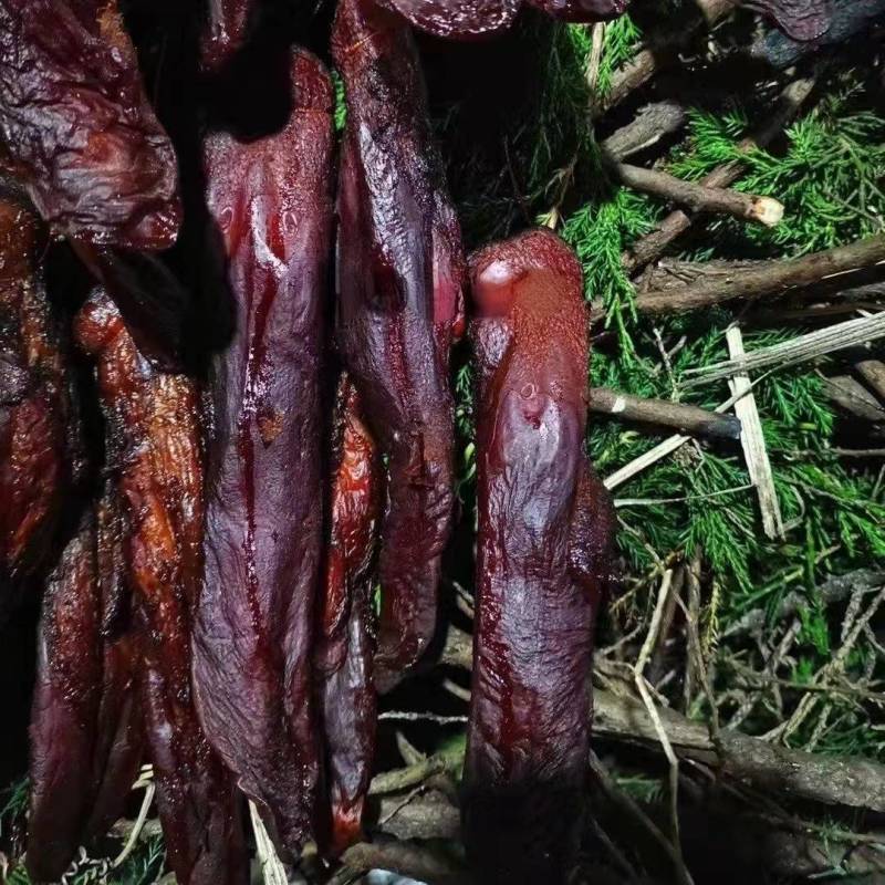 正宗达州特产腊肉腊猪舌头柏树烟熏猪口条猪舌尖腊舌子