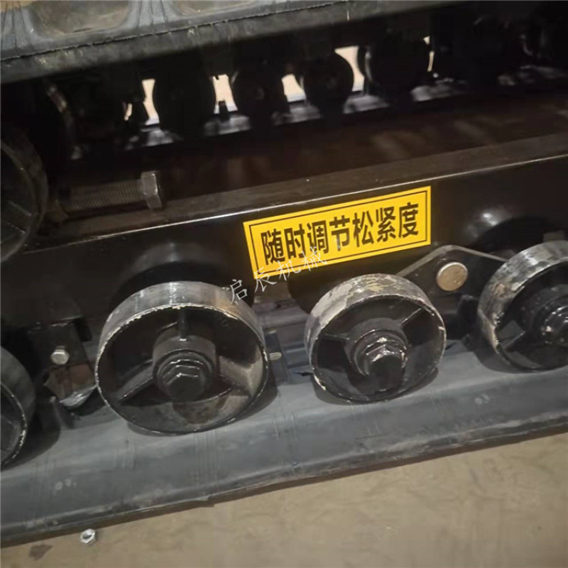 履带撒肥车干湿撒粪神器有v机颗粒全自动大棚果园撒布融雪剂