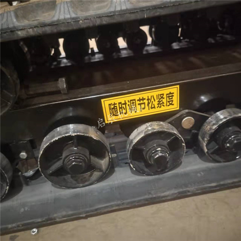 履带撒肥车干湿撒粪神器有v机颗粒全自动大棚果园撒布融雪剂