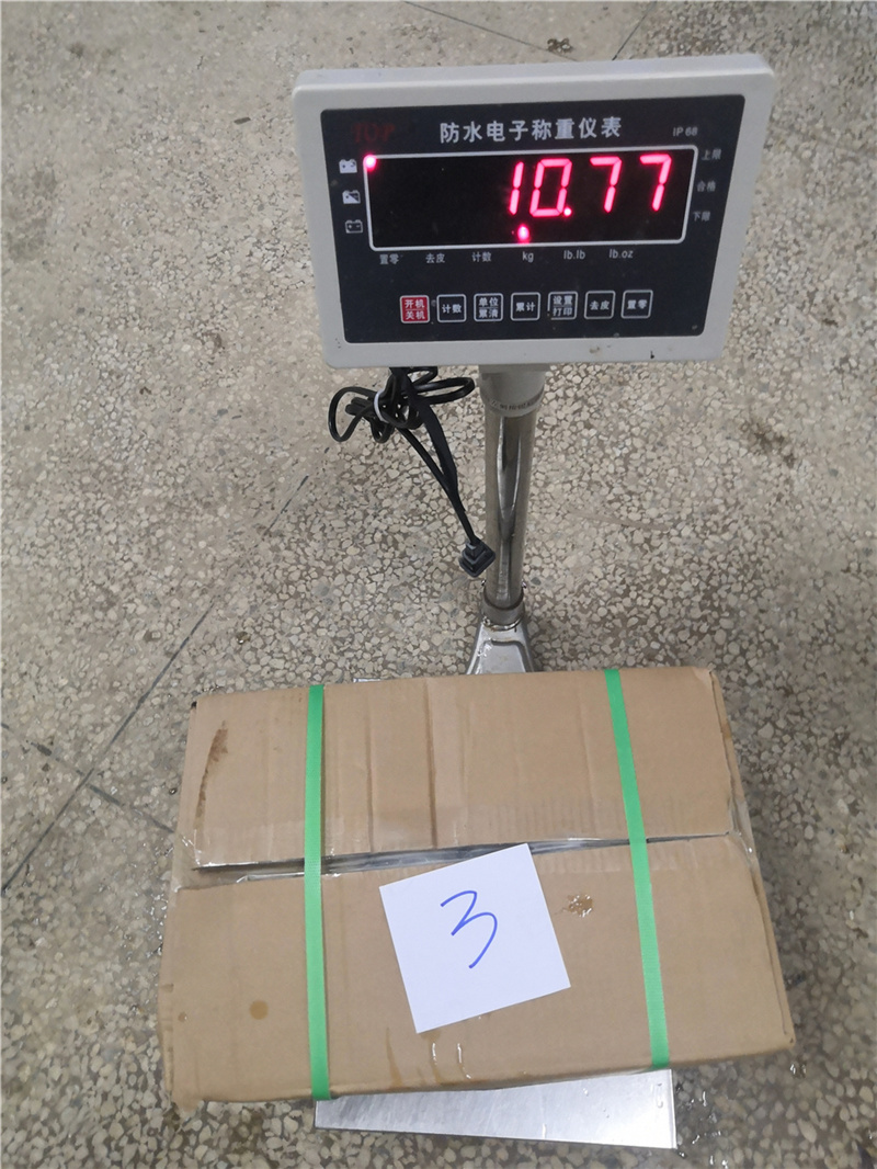 冷冻罗非鱼，条冻整条新鲜急冻，活鱼冷冻散装