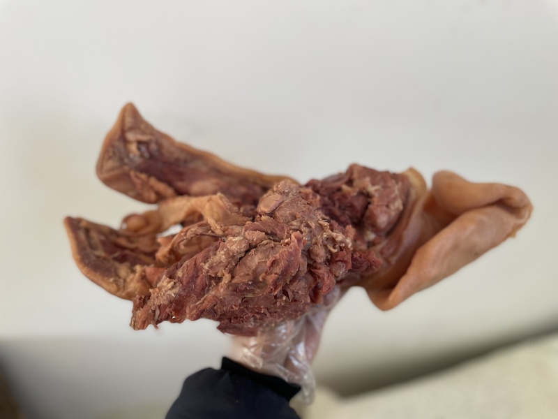 全熟带耳猪头肉一手货源基地直发诚信经营质量保障可视频看货