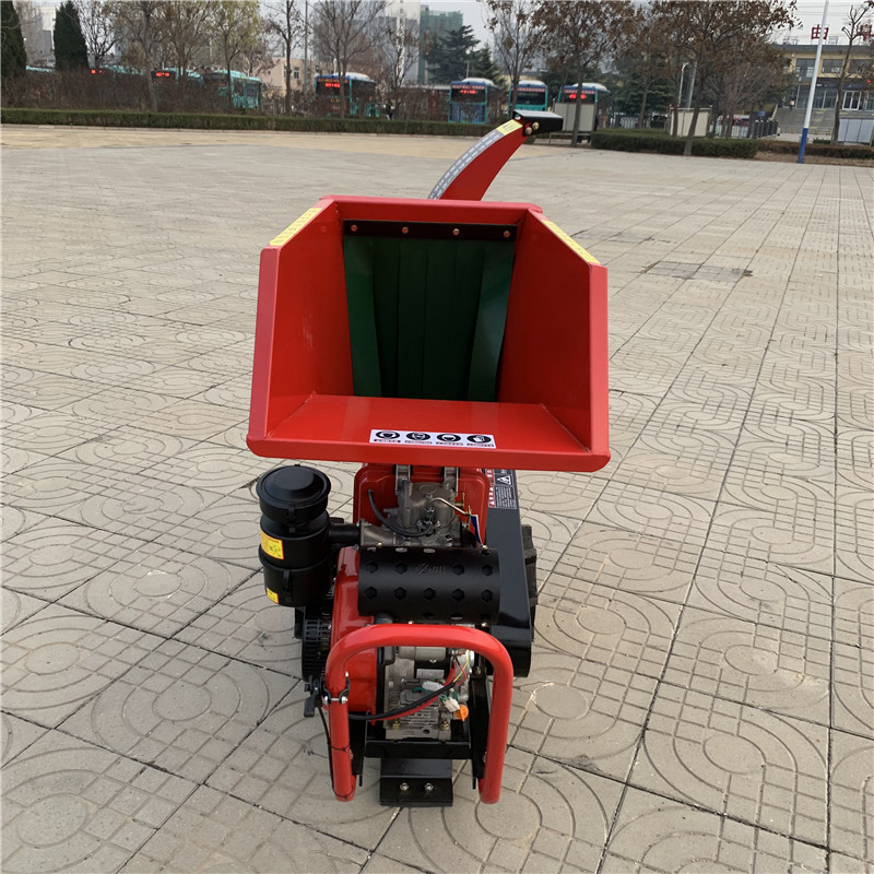 移动小型果树秸秆粉碎机手推汽油碎枝机园林修剪物粉碎机