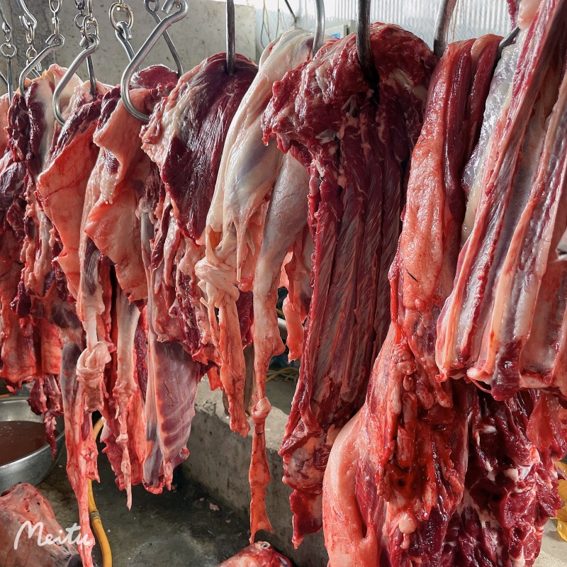 精品新鲜驴肉带皮驴肉，厂家直发，货源充足，品质保证