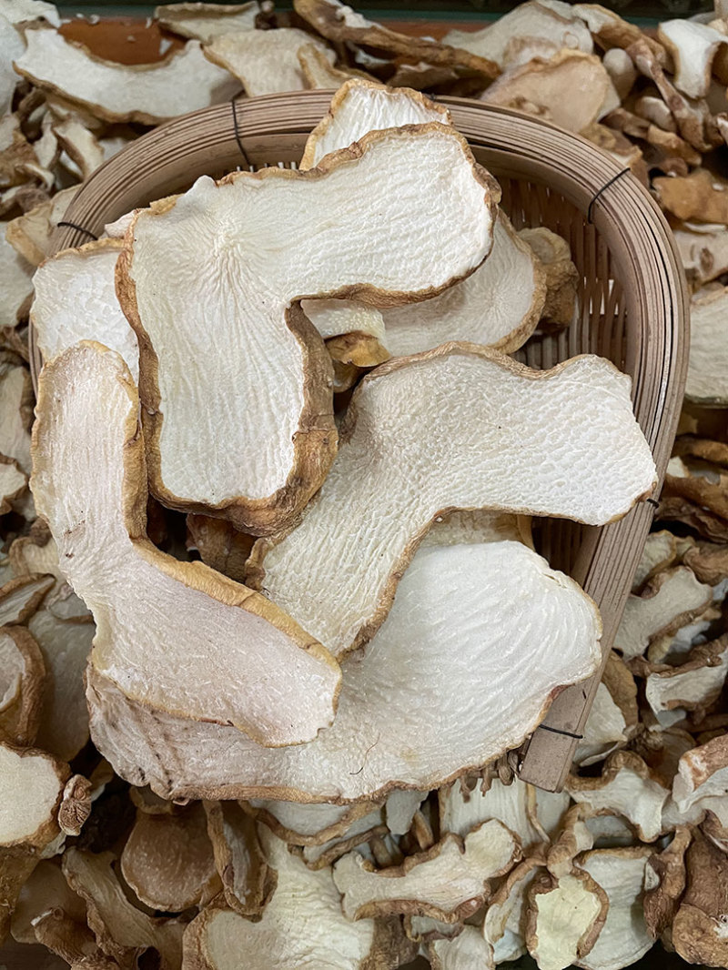云南大黄精生黄精鸡头黄精姜形黄精老虎姜黄精片产地大货批发