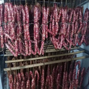 腊肠。腊肉烘干机