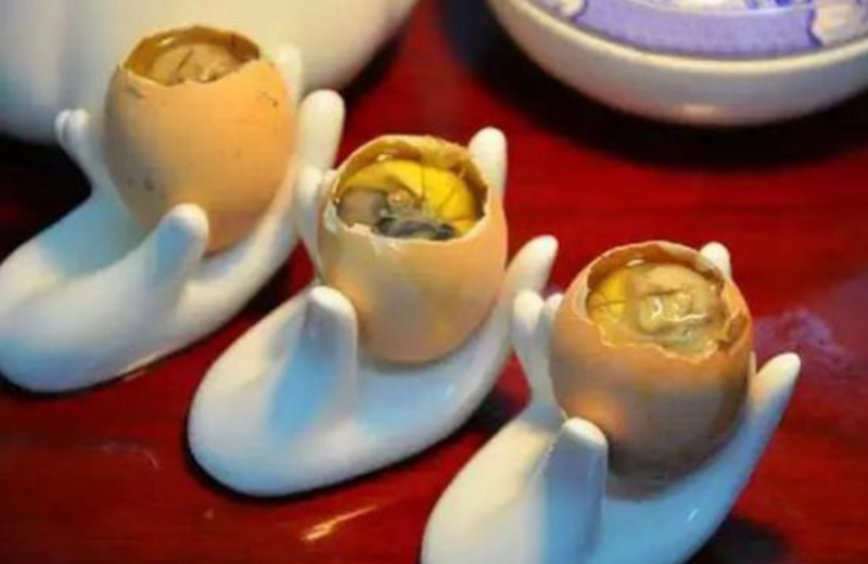 鹤岗毛蛋白蛋实蛋毛鸡蛋孵化厂家批发联系电话号码全国发货