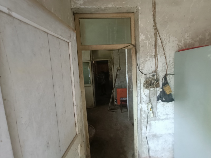 重庆北碚200平闲置农房禾且5000一年，水电路通
