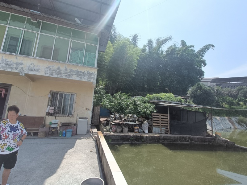 重庆北碚私家别院180平，独门独院，环境非常的好