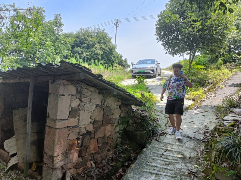 重庆北碚果园里的私家豪宅400平2万一年，独门独院