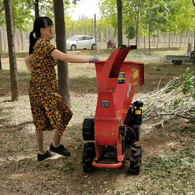 移动式树枝粉碎机小区树叶养殖破碎机柴油枝条碎枝机