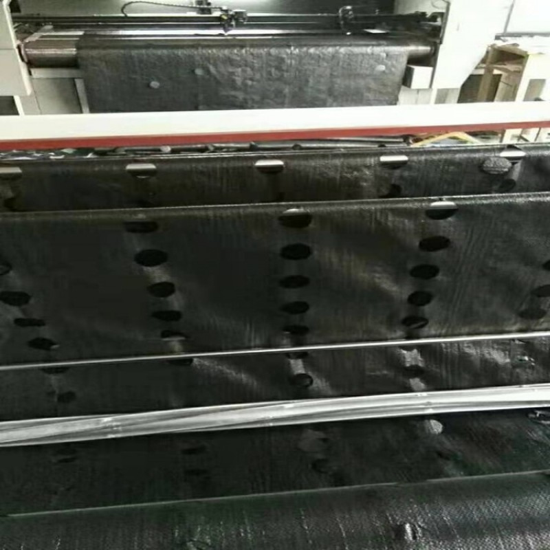 厂家加工切片防草布，根据客户需求订做尺寸，切片生产
